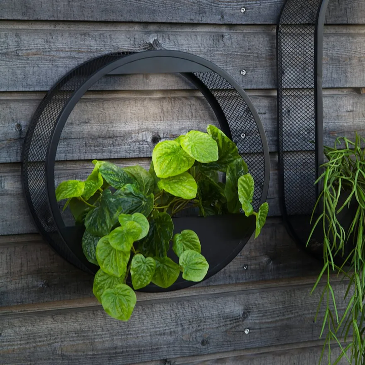 BowLift | Solar Powered Wall Pot Light