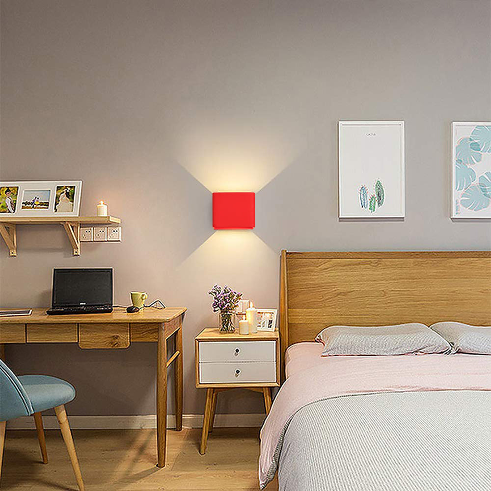 Imogen Modern Square Wall Lamp | Bowlift