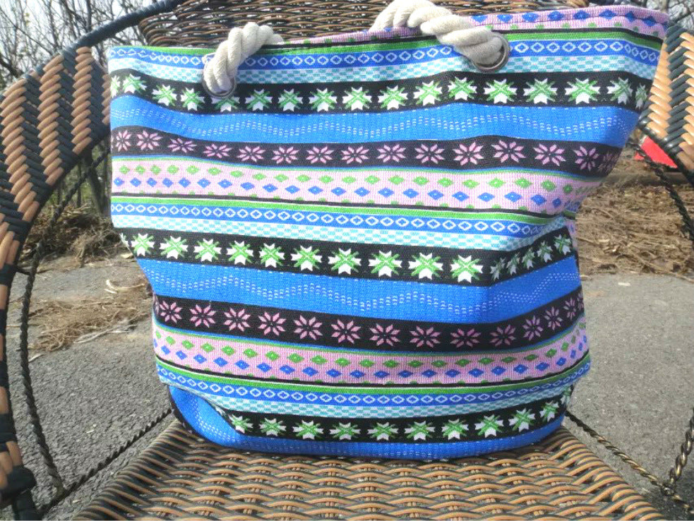 Trendy Shoulder Bag with Colorful Pattern Bowlift