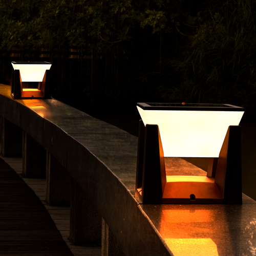 BowLift | SolarPath Outdoor Light