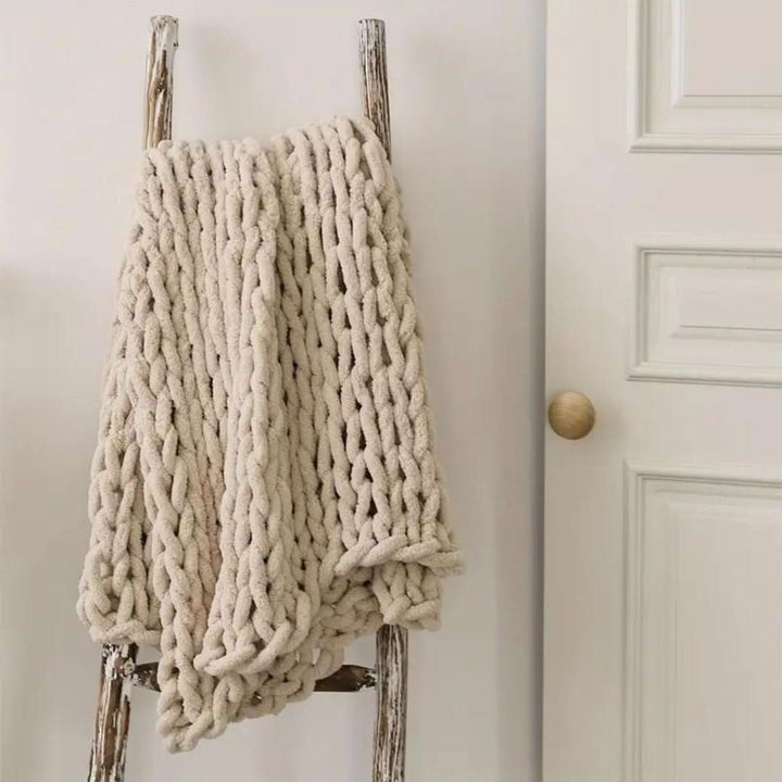 BowLift | CozyCloud - Luxurious Snuggle Blanket