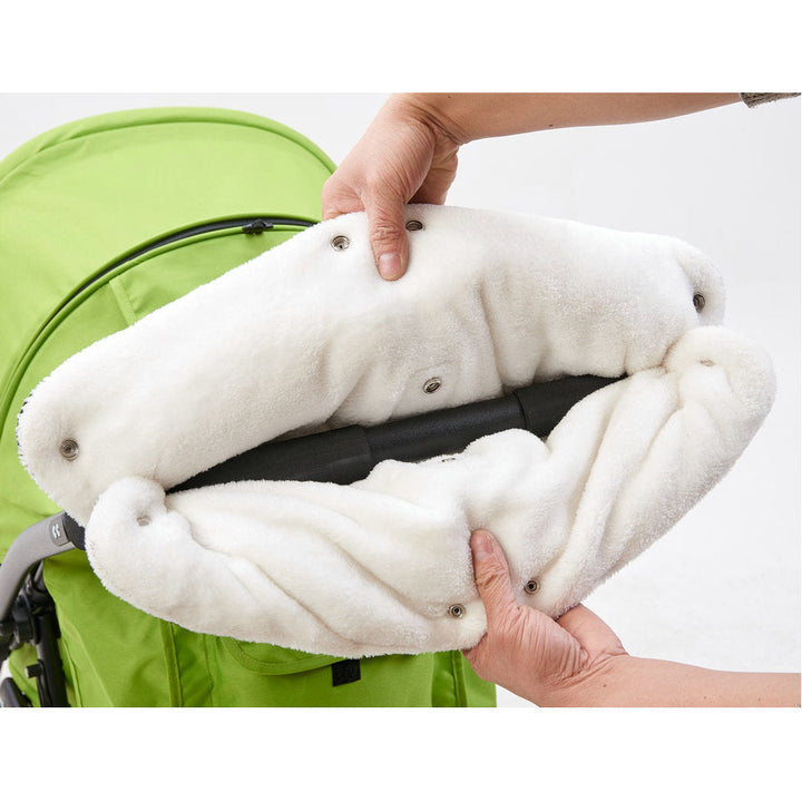 BowLift | Cozy hand warmer for stroller