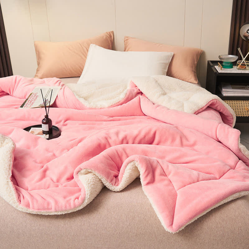 BowLift | Solid thick double-sided velvet cube blanket
