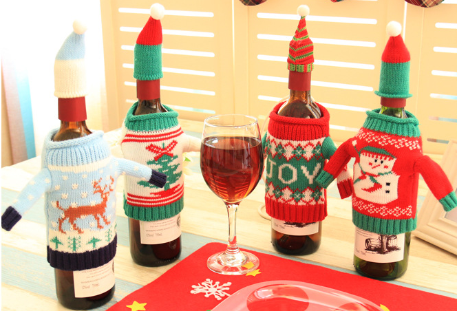 BowLift | Knitted Christmas Bottle Set