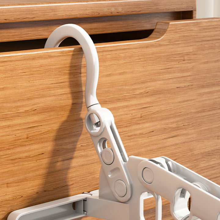 HangProx Hangers — Never wrinkled clothes while traveling again, always perfectly styled and super space-saving! | Bowlift