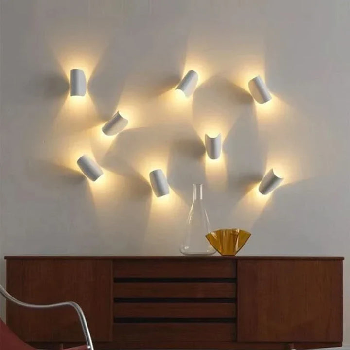 BowLift | Modern LED Wall Lamp – Minimalist Industrial Design