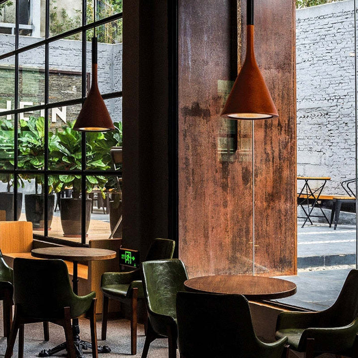 Modern Triangle Pendant Lamp - Trionda | Bowlift