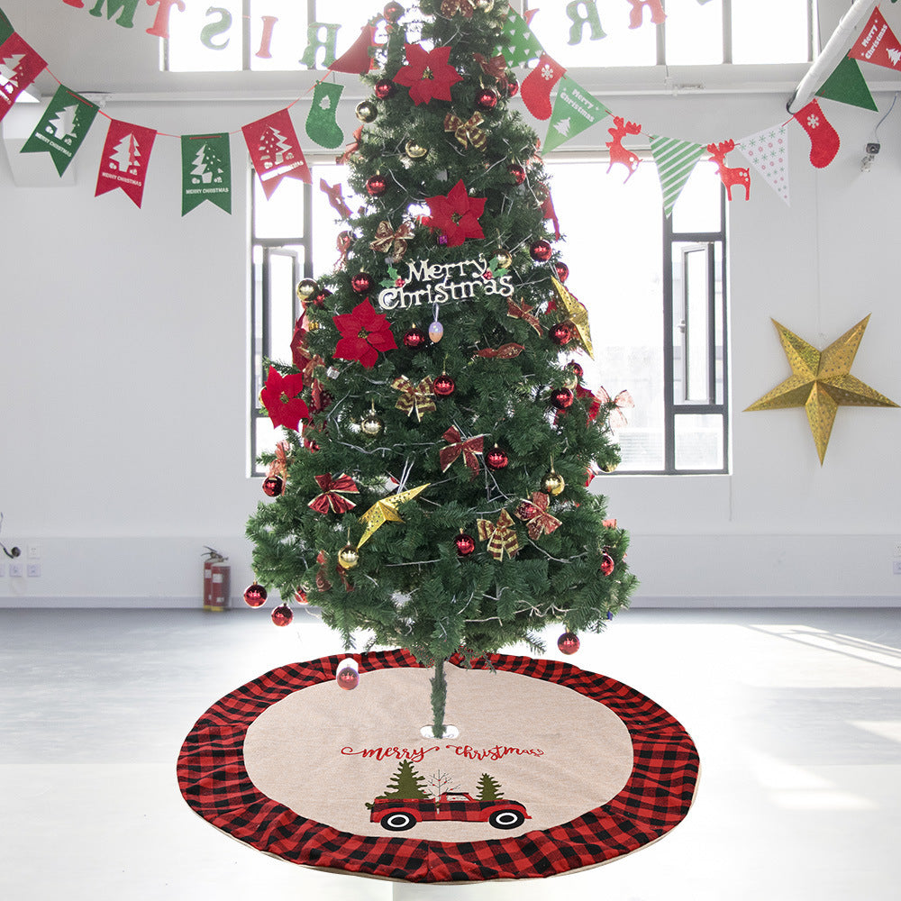 BowLift | Plaid Christmas Tree Skirt