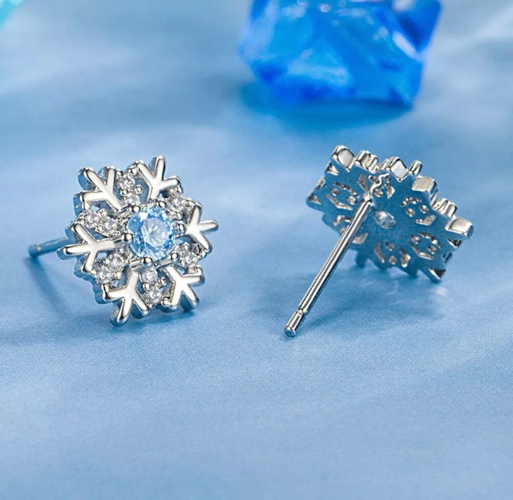 BowLift | Crystal Snowflake Earrings