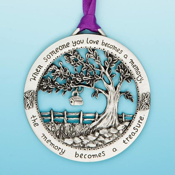 "When someone you love becomes a memory" - Solemn Christmas remembrance | Bowlift