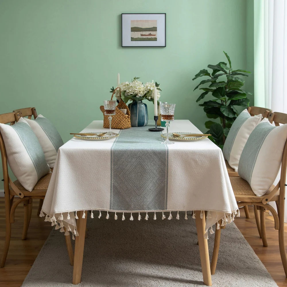 BowLift | Glisstra Geometric Tassel Tablecloth