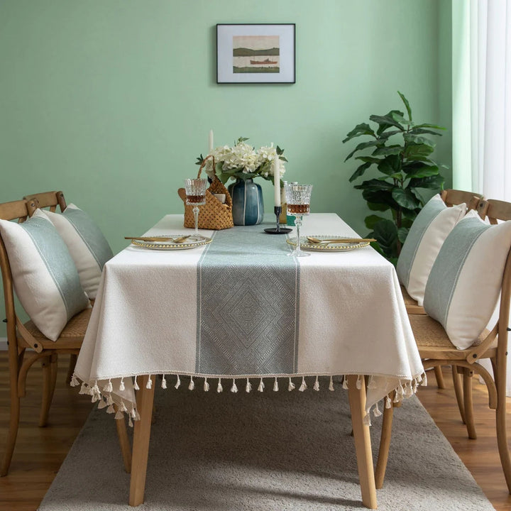 BowLift | Glisstra Geometric Tassel Tablecloth