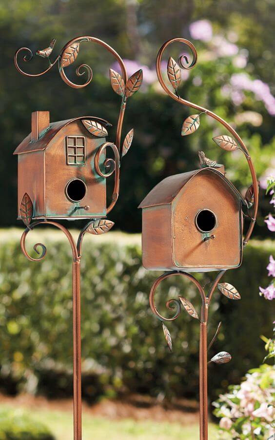 BowLift | Metal Garden Birdhouse Stake – Decorative Outdoor Bird House with Rustic Charm