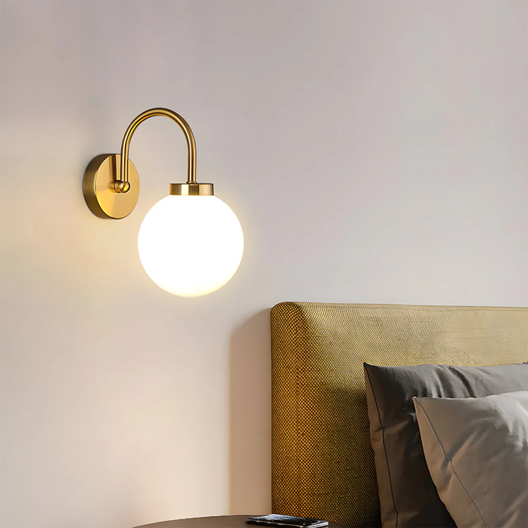 BowLift | Wall lamp with Glass Sphere