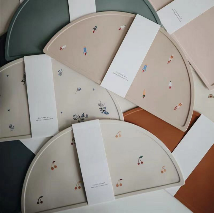 BowLift | Silicone Placemat for Kids – Non-Slip Table Mat in Crescent Shape