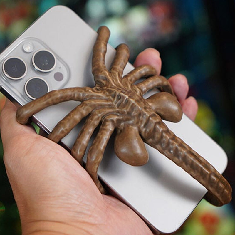 BowLift | Horrible Facehugger Phone Holder