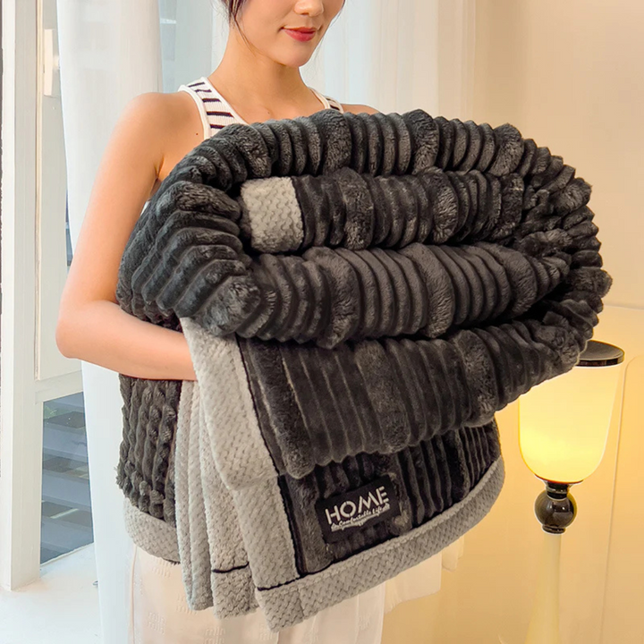 BowLift | Warm Plush Winter Blanket for Bed & Sofa