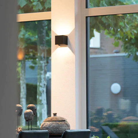 Modern LED wall lamp in cube design, minimalist wall lamp for hallway & living room | Bowlift