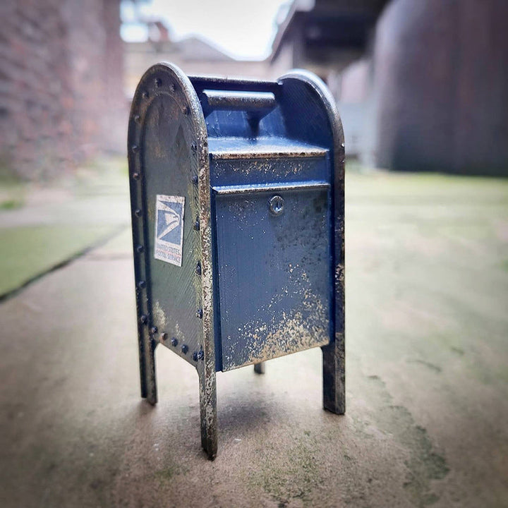 BowLift | Miniature American Payphone Ornament