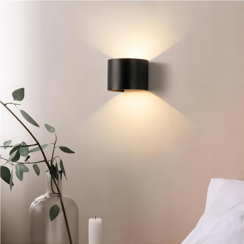 BowLift | Lumière Royale - Stylish modern LED cube wall lamp