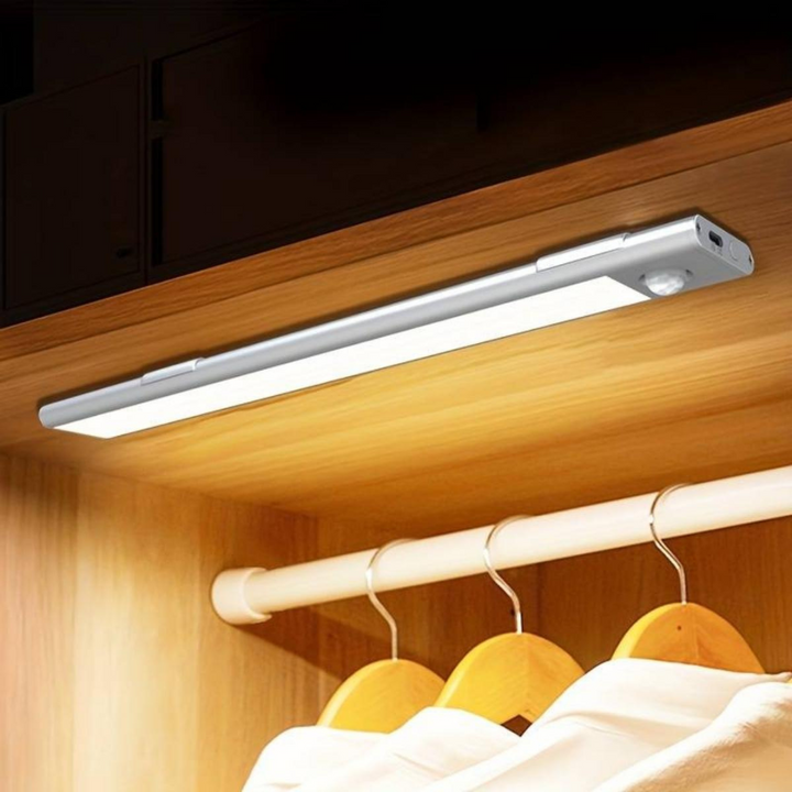 BowLift | Magnetic Wall Lamp Indoor