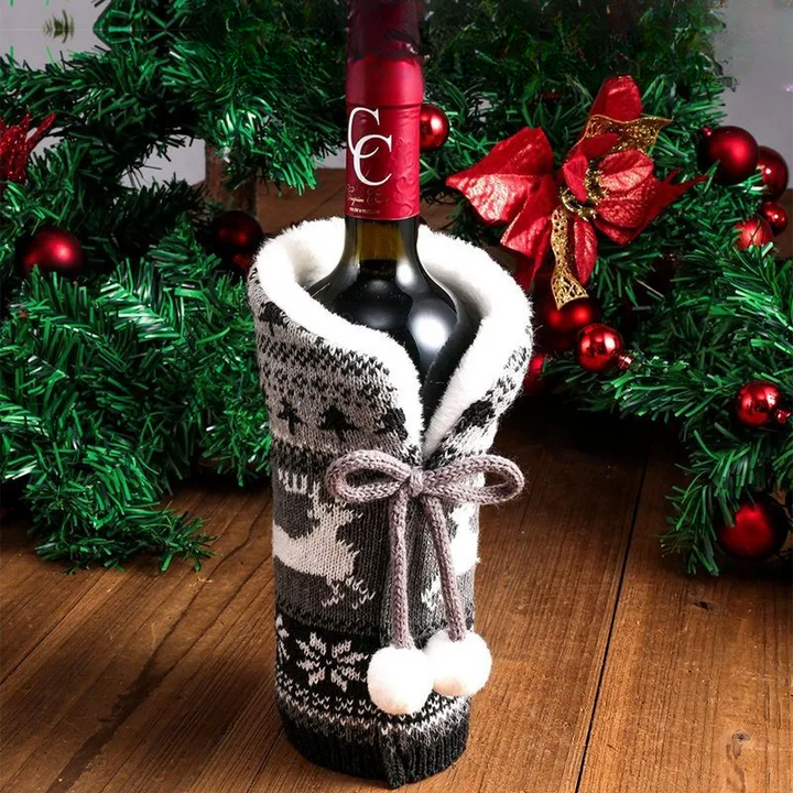 Christmas bottle cover with fur collar – festive cover for wine bottles, gnome decoration for Christmas, perfect as gift wrapping | Bowlift