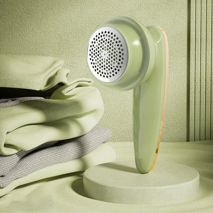 Electric Lint Remover Rechargeable with a 6 Blade Head | Bowlift