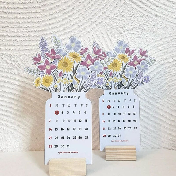 BowLift | 2024 Desk Calendar with Wooden Frame