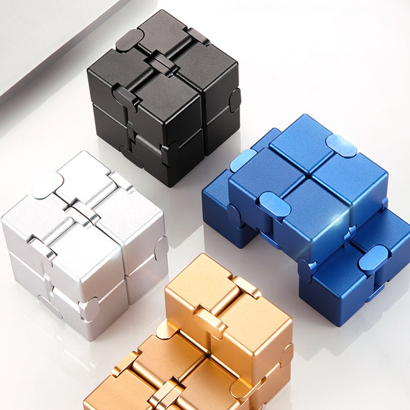 BowLift | Infinity Cube