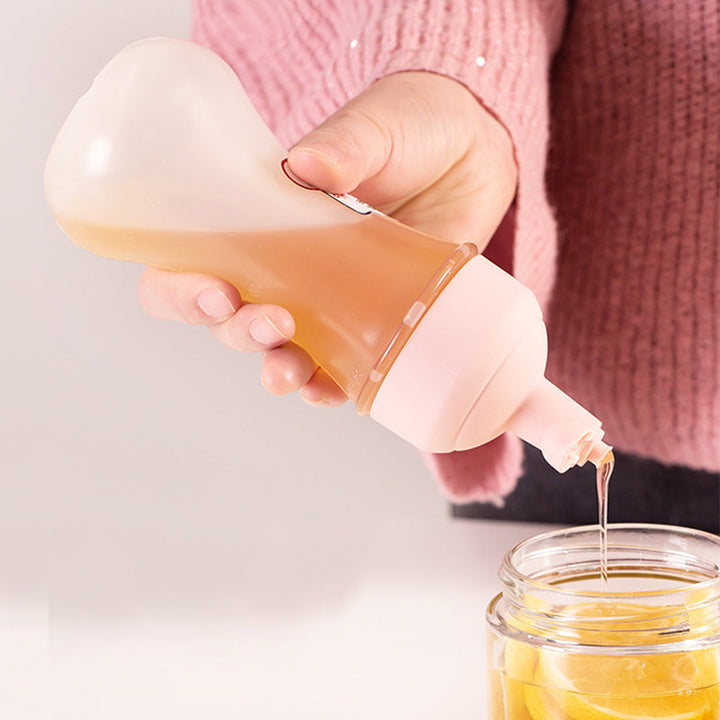 Squeeze Sauce Bottle | Bowlift