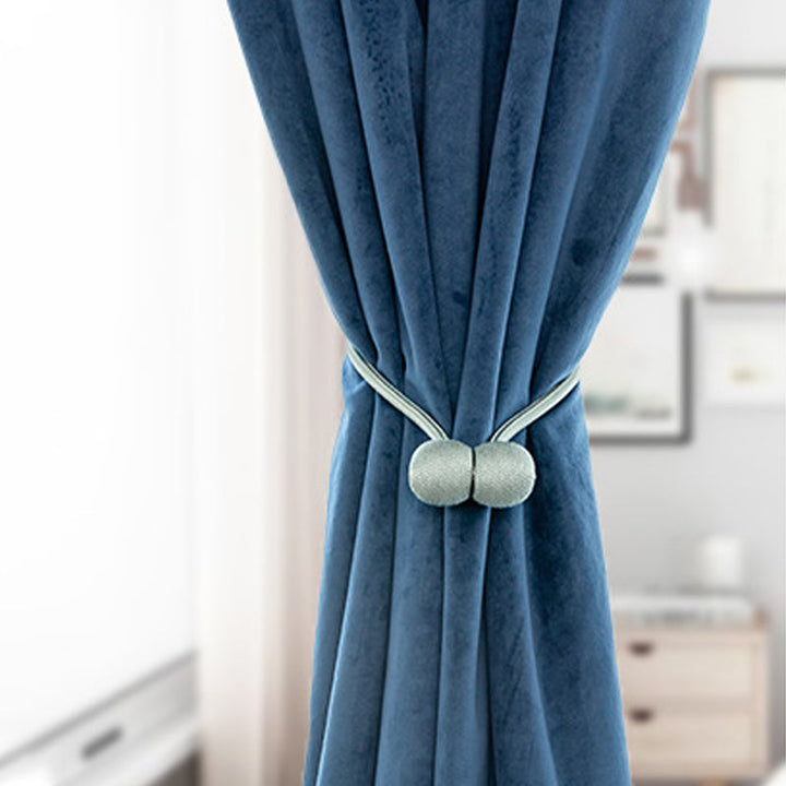 BowLift | Curtain tiebacks with magnetic curtain clasp