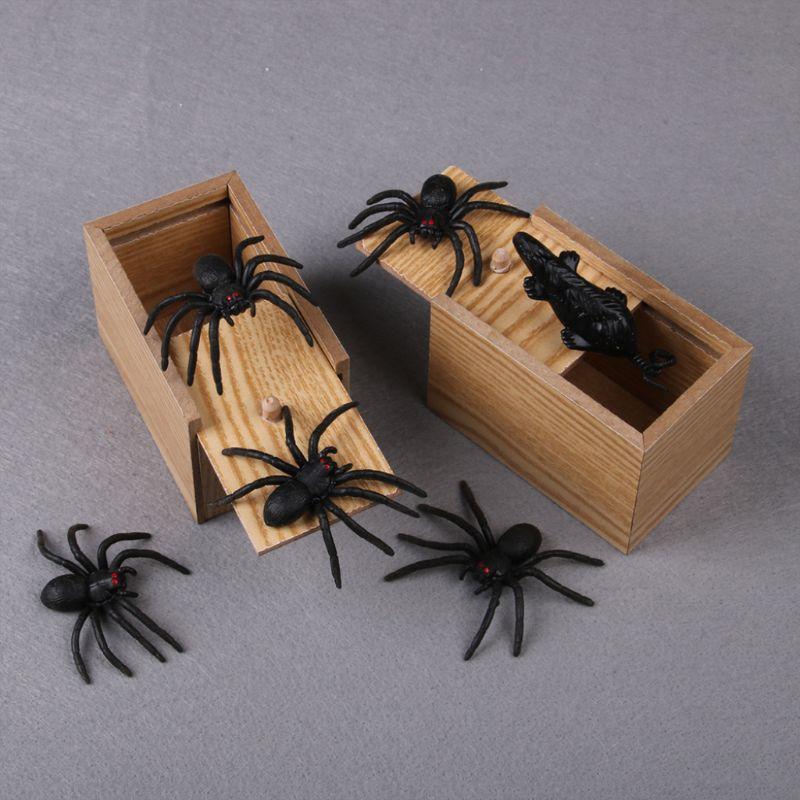 Jumping Spider Prank Box | Bowlift