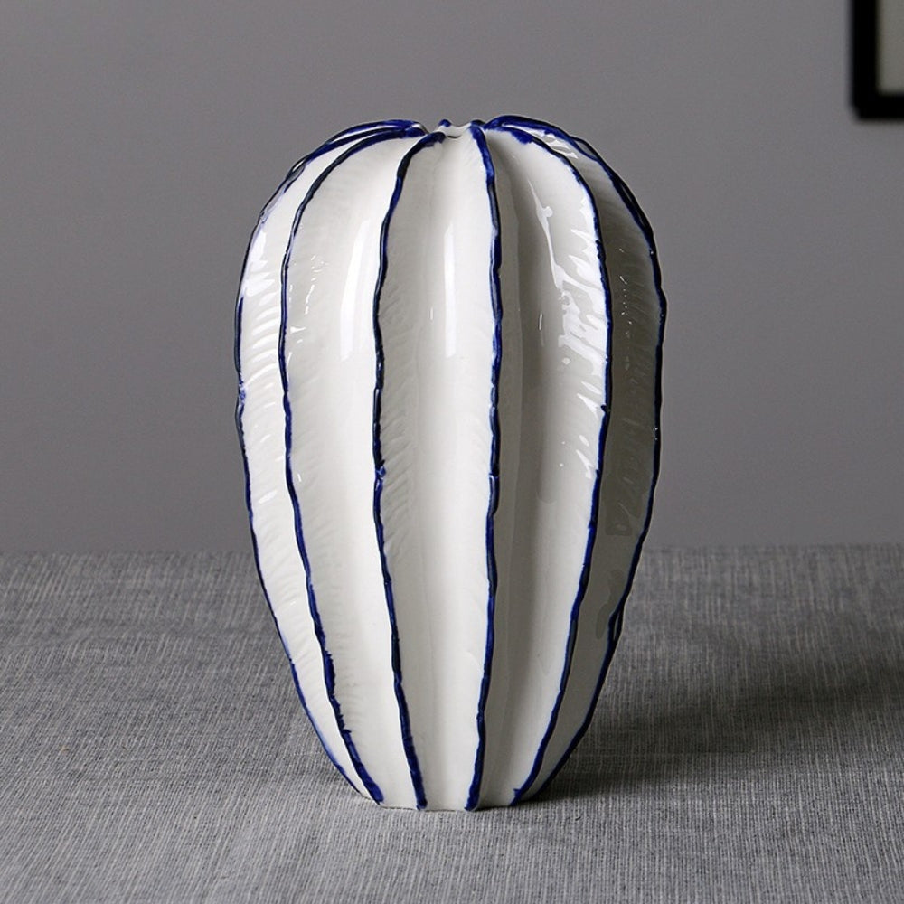 BowLift | Star Fruit Inspired Ceramic Vase