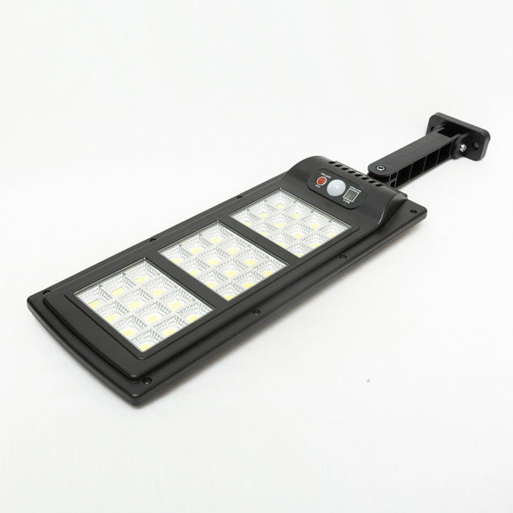 BowLift | Solar Remote Controlled Street Light