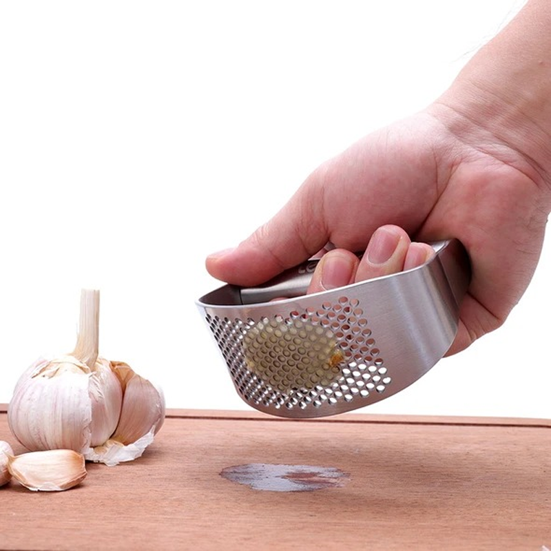 BowLift | Manual Garlic Press made of Stainless Steel