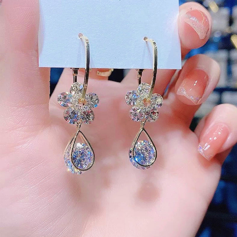 BowLift | Fashion Flower Crystal Earrings