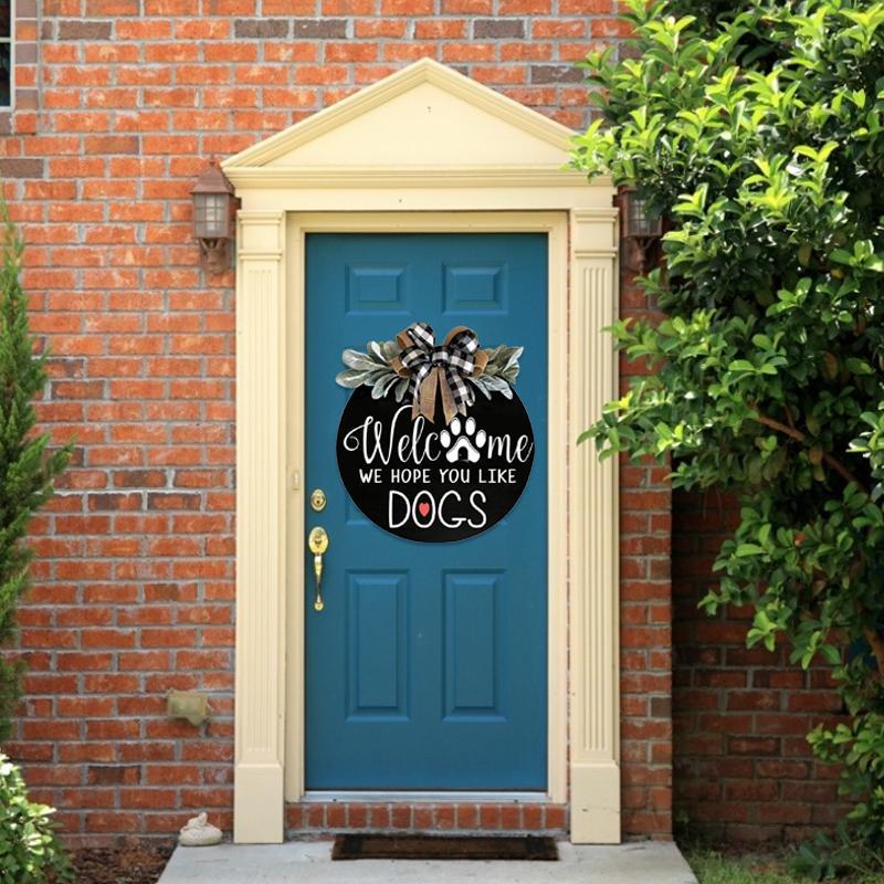 Wood Welcome Sign with Animals | Bowlift