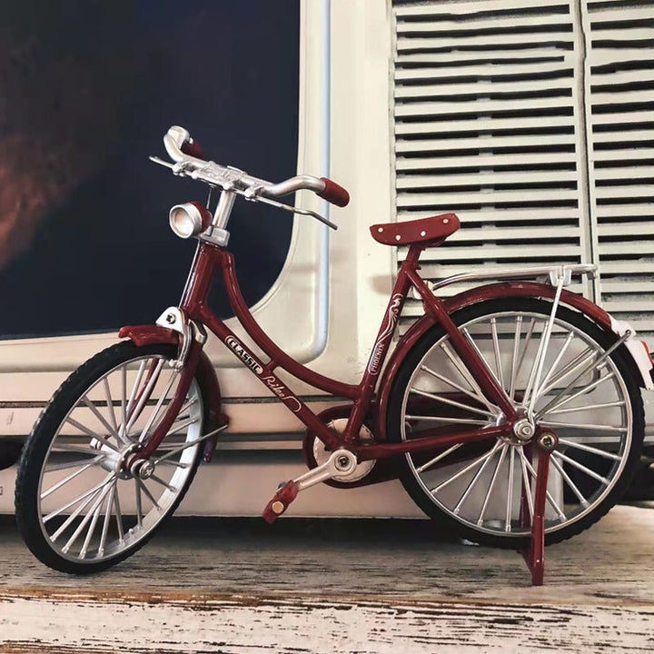BowLift | Retro Bicycle Model Ornament