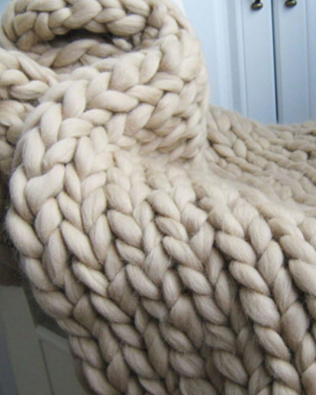 BowLift | Knitted Asymmetrical Women's Sweater