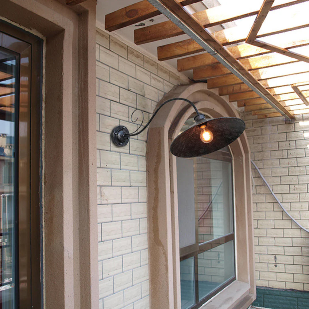 BowLift | Vintage Outdoor Wall Lamp