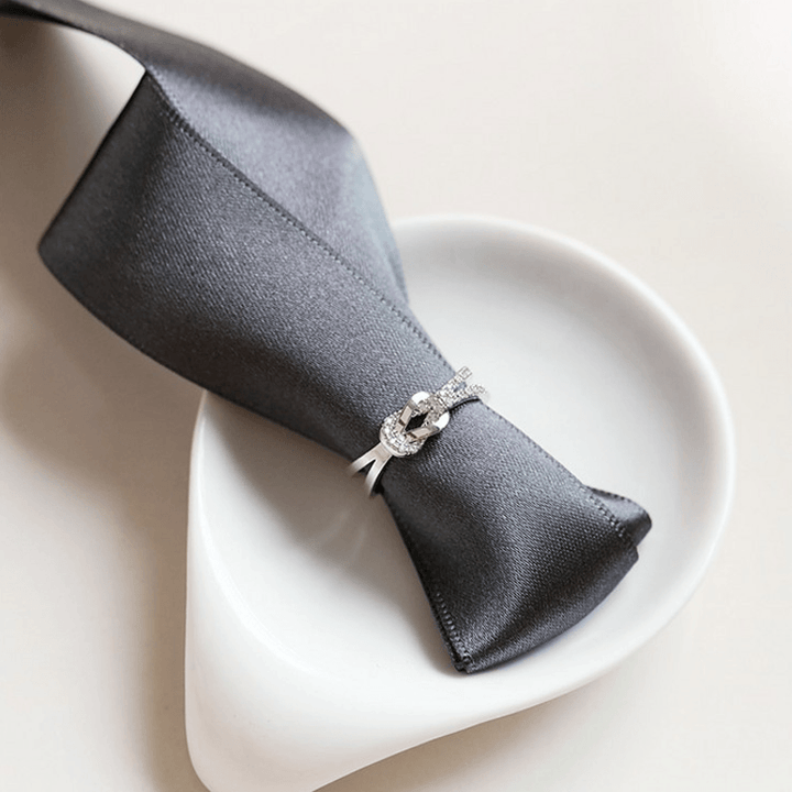 BowLift | Friendship Love Knot Ring