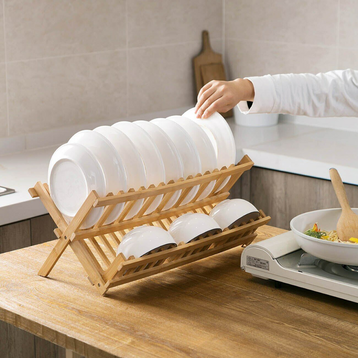 Bamboo drying rack with vertical compartments | Bowlift