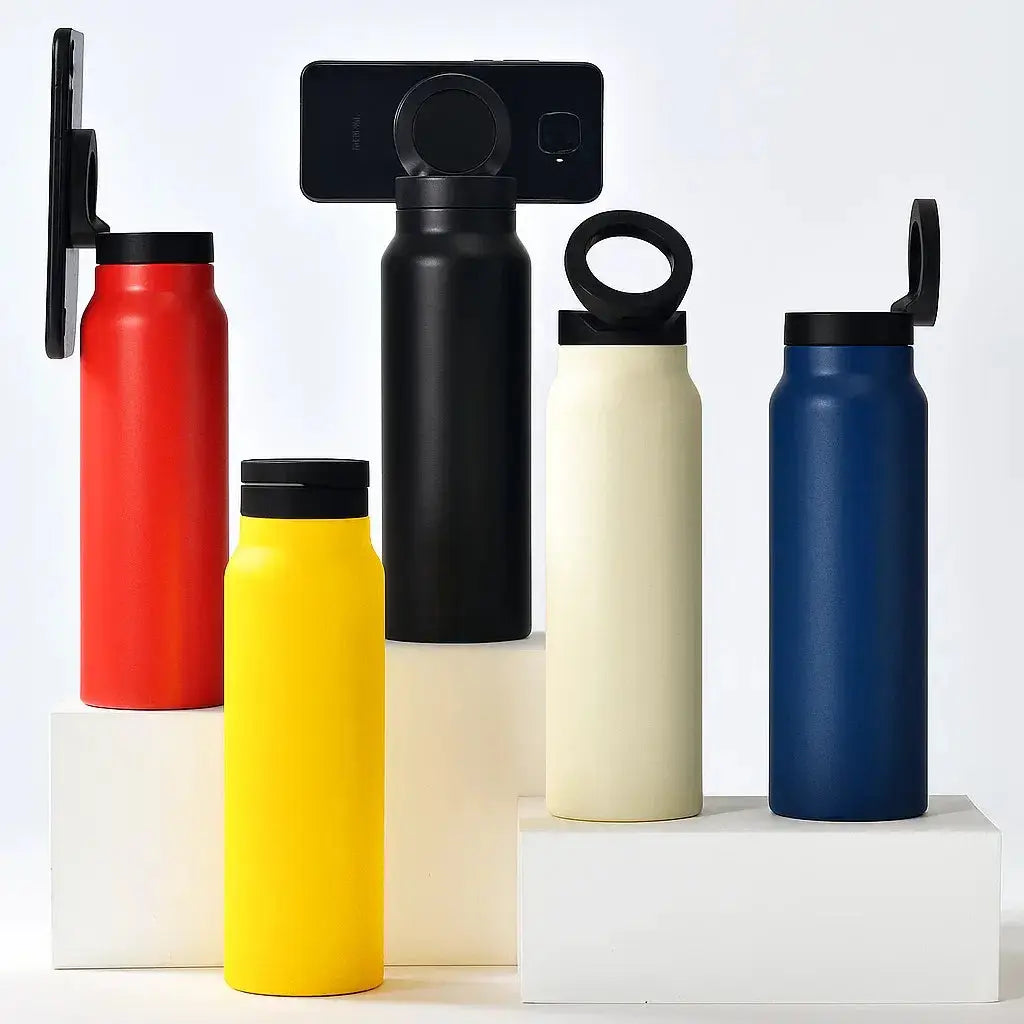 BowLift | 3-in-1 insulated cup with magnetic bottom and phone holder