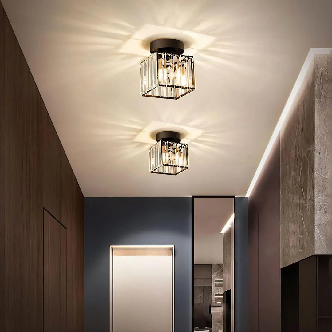 BowLift | Modern Crystal Ceiling Light with Gold and Black Accents – Stylish Lighting for Your Home