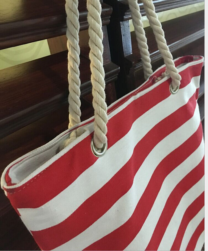 Durable beach bag with sturdy rope handles Bowlift