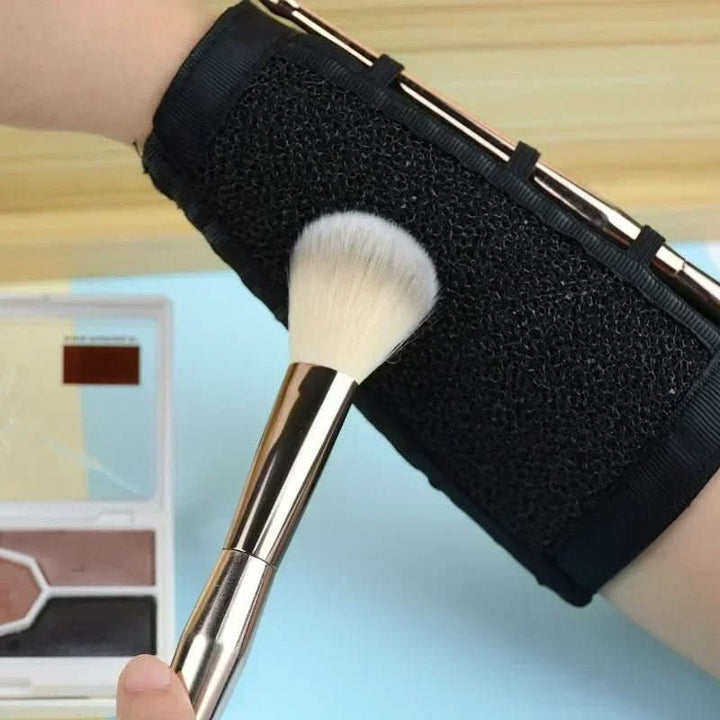 BowLift | Professional make-up brush cleaner for hygienic deep cleaning