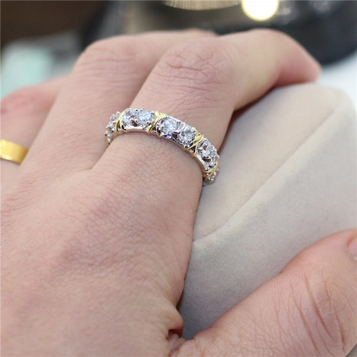 BowLift | "Sparkle Your Fingertips - Explore Our Ring World"