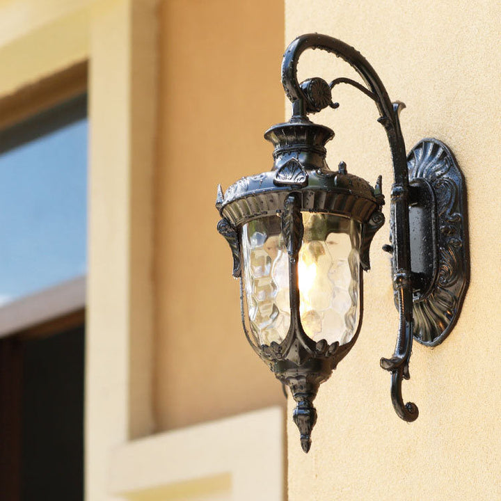 Traditional European Cylinder Lantern Aluminum Glass 1-Light Outdoor Wall Sconce Lamp For Outdoor Patio | Bowlift