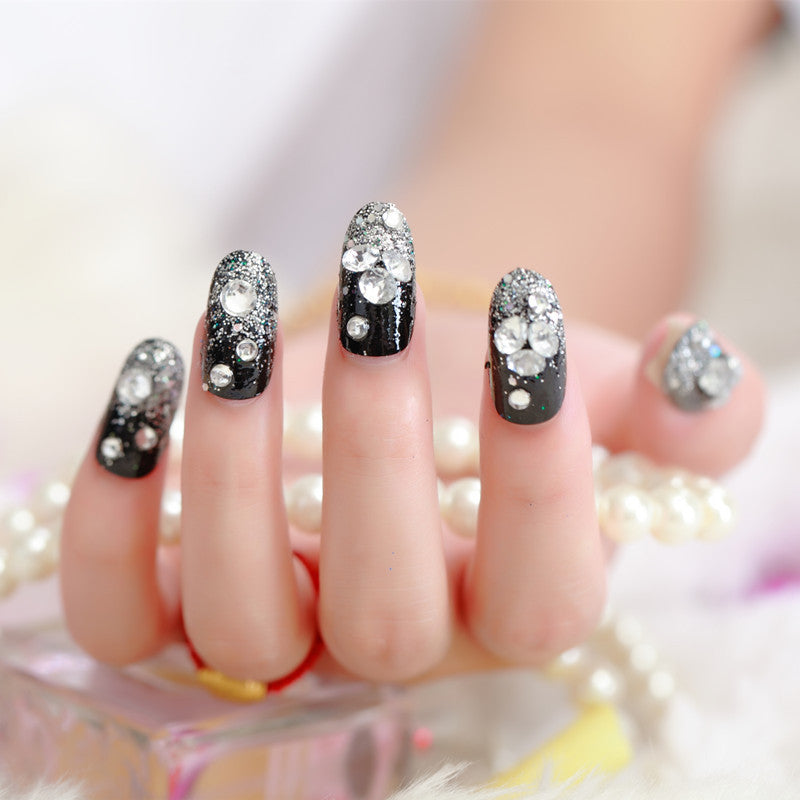 Artificial nails with delicate floral decorations Bowlift