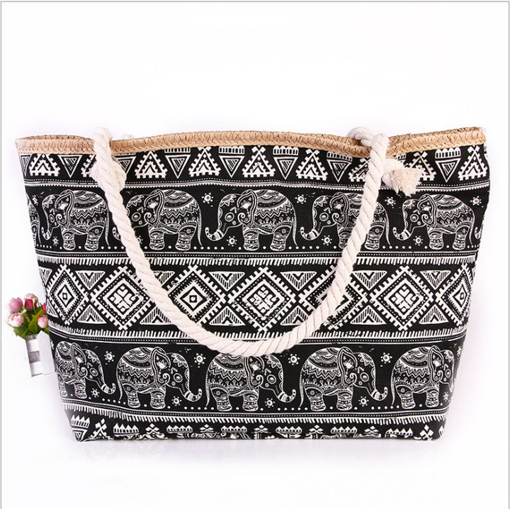 Practical and Stylish Beach Bag Bowlift